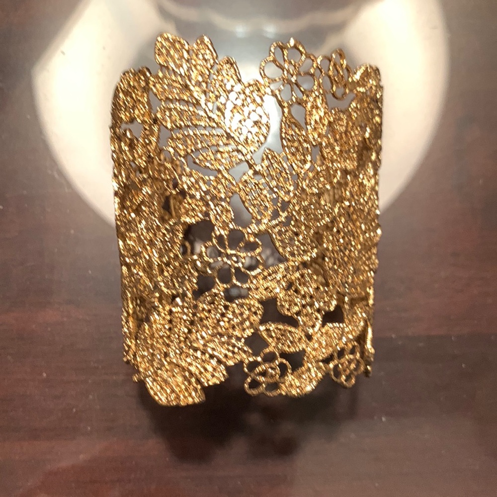 Cuff bracelet